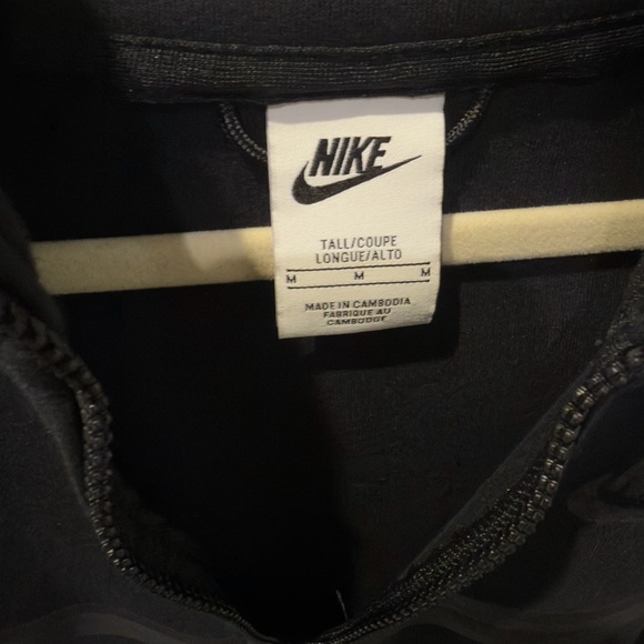 Nike Tech Black Full-Zip Hoodie men’s size medium used - Picture 4 of 5